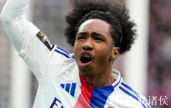 11球6助攻！20岁比利时天才边锋横空出世 身价3000万欧 3豪门争抢
