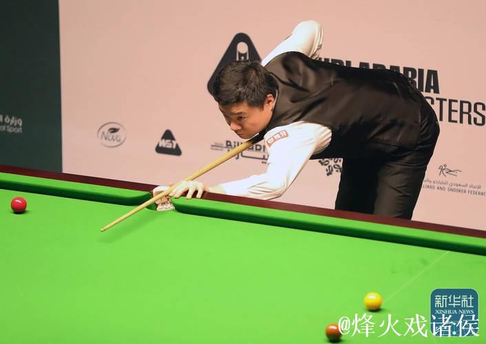 丁俊晖以5-2击败马奎尔 成功挺进斯诺克沙特大师赛16强