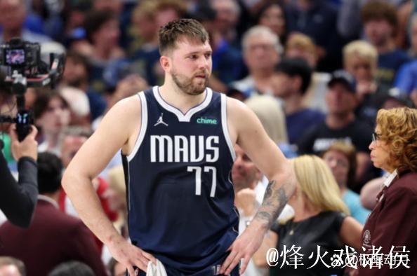 NBA新赛季展望:冠军争夺扑朔迷离 詹杜库辉煌难再 NBA新赛季展望:冠军争夺扑朔迷离 詹杜库辉煌难再